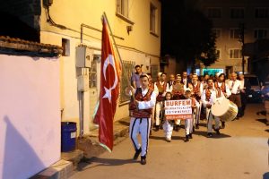 Bursa'da Balkan ezgileriyle sahura kalktılar