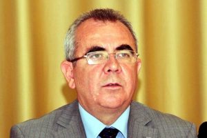 Nitratlı bombalar &ccedil;ift&ccedil;iye patladı