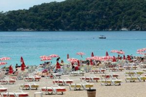 Turizmci bayram tatiline kilitlendi