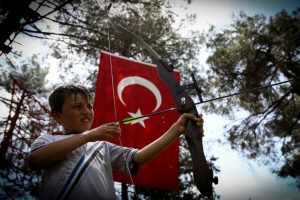 Osmanlı'nın rekortmen ok&ccedil;usu Bursalı Ş&uuml;ca'nın izindeler