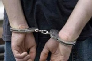 Anne ile kızına uyuşturucu ticaretinden g&ouml;zaltı!