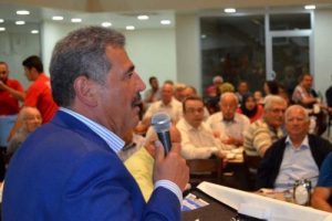 Eski Başbakan Yardımcısı Ers&uuml;mer'den yeni bir merkez sağ parti isteği