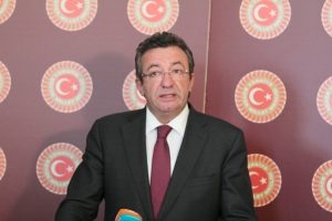 CHP'li Altay'dan Kahraman'a tepki