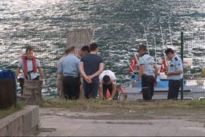 Boğazi&ccedil;i K&ouml;pr&uuml;s&uuml;'nden &ouml;l&uuml;me atladı