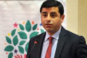 Demirtaş'tan Altan Tan'a sert yanıt: 'Biz dinci bir parti değiliz'