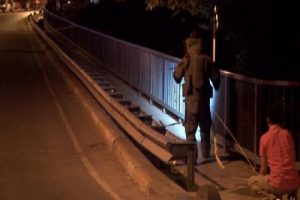 Ş&uuml;pheli valiz polisi alarma ge&ccedil;irdi