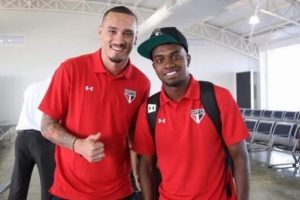Fenerbah&ccedil;e'nin Maicon ve Kelvin i&ccedil;in harekete ge&ccedil;tiği iddia edildi