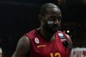 Galatasaraylı Lasme 6 aya kadar ceza alabilir