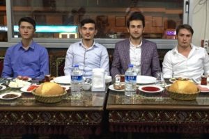 Bursa'da 'Gen&ccedil;lik Sahurda Buluşuyor' programı d&uuml;zenlendi