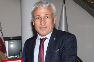 Trabzonspor Asbaşkanı &Ccedil;ubuk&ccedil;u: "İ&ccedil; transferi &ouml;n&uuml;m&uuml;zdeki hafta sonuna kadar &ccedil;&ouml;zeceğiz"