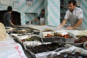 Şanlıurfa'da fırıncıların yemek &ccedil;ilesi