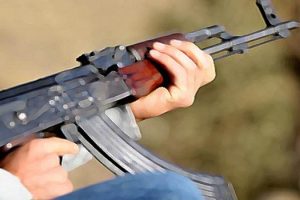 M&uuml;ltecilerin arasına karışan PKK'lı yakalandı