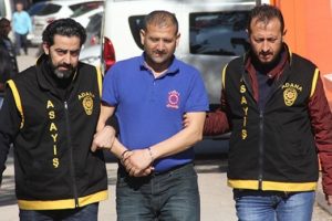 &Uuml;niversiteli kıza şantaj ve tecav&uuml;zle su&ccedil;lanan sahte doktora tahliye