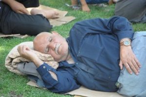 Şanlıurfa'da sıcak hava sokakları boşalttı