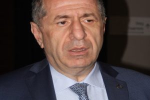 "19 Haziran'da MHP t&uuml;z&uuml;k kurultayını yapacak"