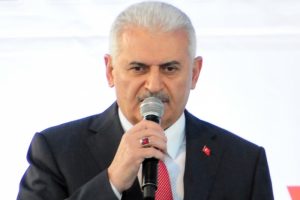 Yıldırım: "Yolları b&ouml;leriz ama T&uuml;rkiye'yi asla b&ouml;ld&uuml;rmeyiz"