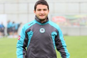 Beşiktaş, G&ouml;khan T&ouml;re'nin alternatifi olarak &Ouml;mer Ali'yi g&uuml;ndemine aldı