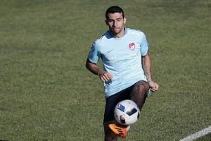 İsmail K&ouml;ybaşı, İspanya m&uuml;cadelesi &ouml;ncesi Fatih Terim'den forma bekliyor