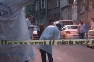 Soyguncular polise saldırdı: 1 polis yaralı
