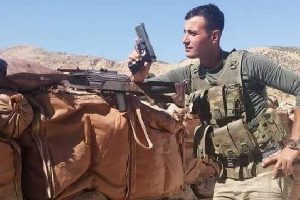 Şehidin parası boşanma davası a&ccedil;an eşine &ouml;denince, ailesi isyan etti