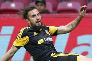 Trabzonspor, Zeki Yavru ve Mustafa Akbaş ile masaya oturacak