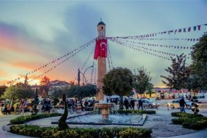 Google'ın 'd&uuml;nyanın merkezi' ilan ettiği &Ccedil;orum'da sevin&ccedil; var