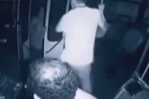 Engelli adam ve şof&ouml;r hırsızı b&ouml;yle alt etti