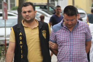 M&uuml;flis emlak&ccedil;ı 15 kişiyi dolandırmış