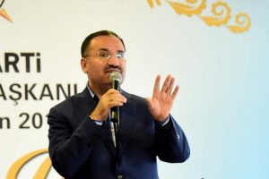Yargıtay ve Danıştay &uuml;yelerine 12 yıl &ccedil;alışma s&uuml;resi geliyor