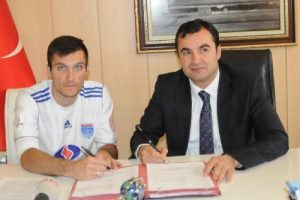 Gaziantep B&uuml;y&uuml;kşehir Belediyespor, Marinkovic ile s&ouml;zleşme imzaladı