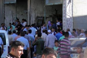 D&uuml;kkan basıp dehşet sa&ccedil;tı: 1 &ouml;l&uuml;, 3 yaralı