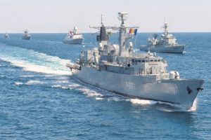 NATO filosu Karadeniz'de kriz &ccedil;ıkardı