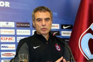 Ersun Yanal, transfer &ccedil;alışmalarının sonu&ccedil;larına g&ouml;re kamp kadrosunu belirleyecek