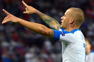 Trabzonspor, Sheraldo Becker ve Vladimir Weiss'i g&uuml;ndemine aldı
