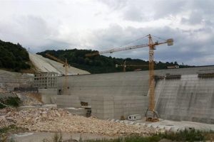 26 yıldır bitmeyen projeye 200 milyon lira