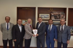 Bursa'da Başkan Kurtulan'a Paşader'den ziyaret