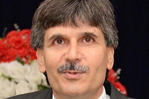 Milli Eğitim M&uuml;d&uuml;r&uuml;ne 'g&ouml;revi k&ouml;t&uuml;ye kullanmaktan' 5 ay hapis