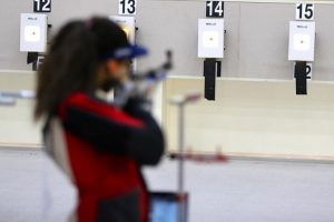 Milli sporcu Elif Kırklar atıcılıkta ilki başardı