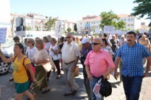Başkan G&ouml;khan, velilere destek i&ccedil;in y&uuml;r&uuml;d&uuml;