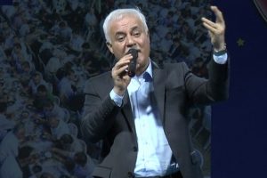 Fatih Terim'e hakaret edenlere ateş p&uuml;sk&uuml;rd&uuml;