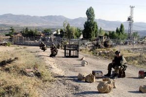 PKK'nın canlı bomba &uuml;ss&uuml; kuşatıldı