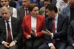 MHP kurultayında flaş gelişme, gerekli imzalar toplandı!