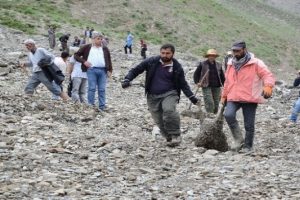 Hakkari'de sel felaketi... 800 k&uuml;&ccedil;&uuml;kbaş telef oldu