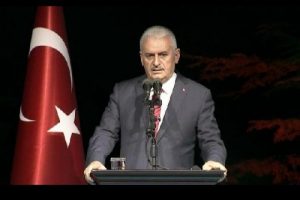 Başbakan Yıldırım: "Ge&ccedil;mişimizle gurur duyuyor, geleceğimize inanıyoruz"