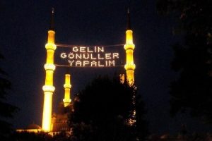 60 metre y&uuml;kseklikte 'zor' mesai