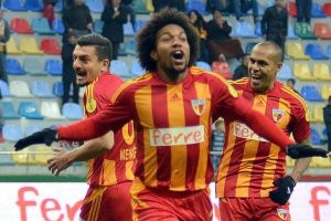 "Kayserispor'da kaptan olan gider" geleneği değişmedi