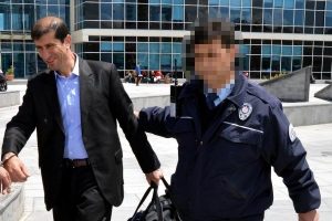 İnfaz koruma memuruna, uyuşturucu ticaretinden 18 yıl hapis