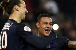 Fenerbah&ccedil;e, Gregory van der Wiel'i İstanbul'a getirdi!