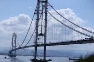 Osman Gazi K&ouml;pr&uuml;s&uuml; a&ccedil;ılmadan b&uuml;y&uuml;k indirim