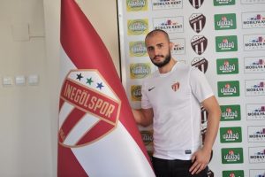 İneg&ouml;lspor, Diyarbakırsporlu Emre Aktaş'ı kadrosuna dahil etti
